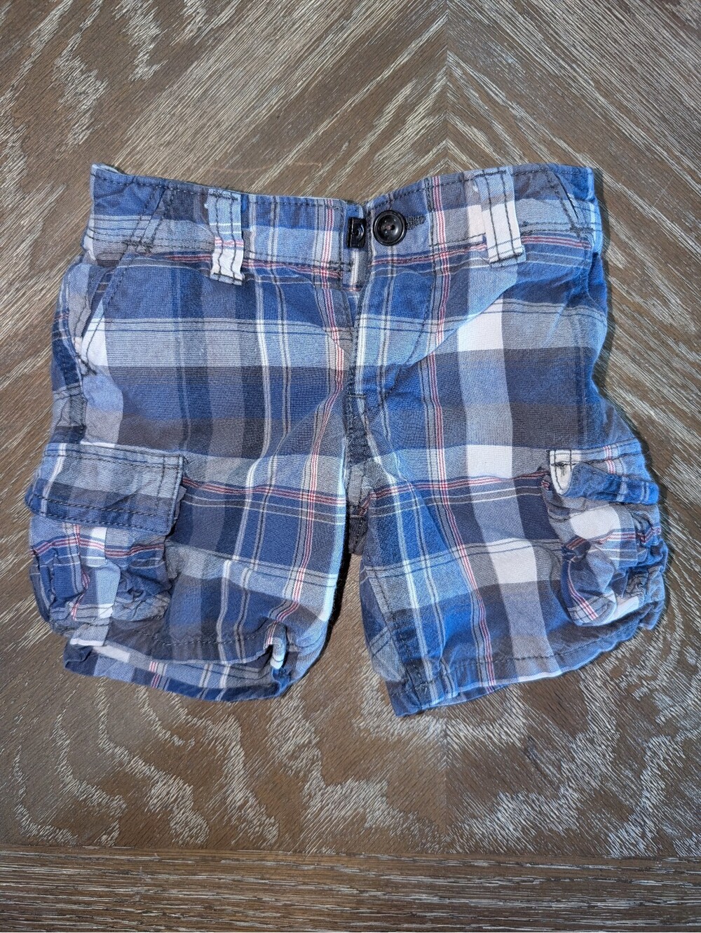 Baby Gap blue plaid cargo shorts 12-18 Months